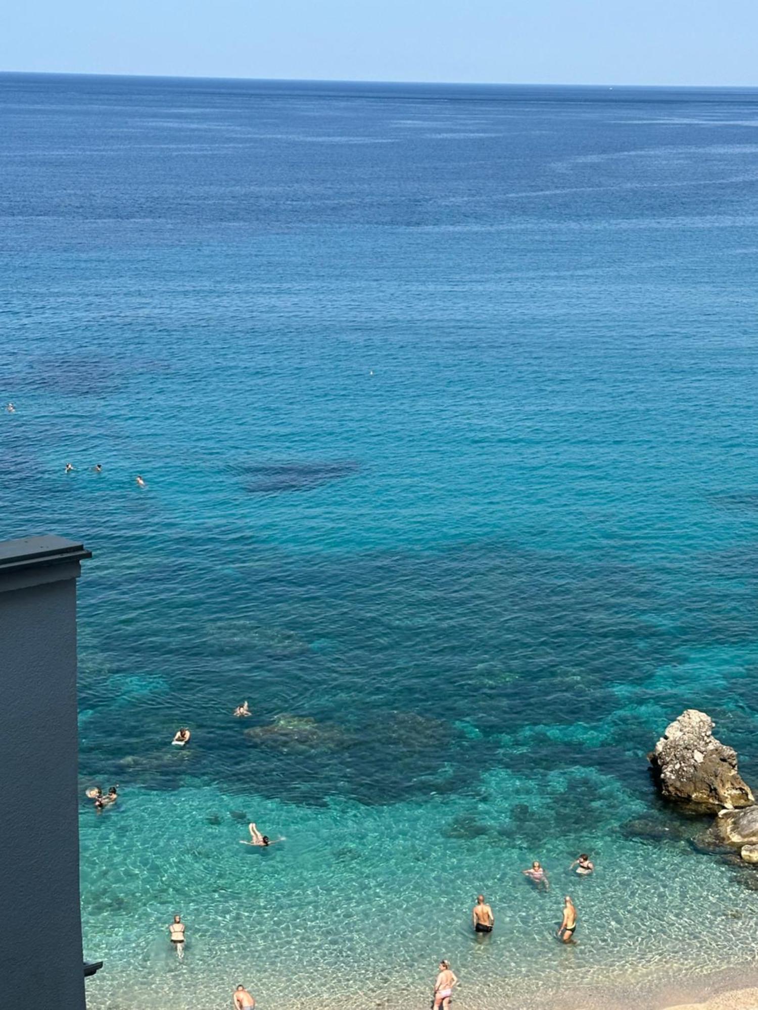 Villa Blue Bay Dobra Voda Exterior foto